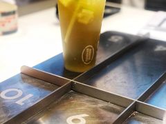 岩爆柠-喜茶(杭州滨江宝龙店)