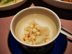 桂花鸡头米-新荣记(南京西路店)