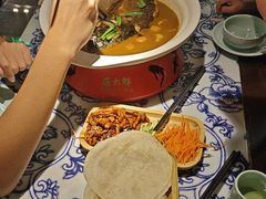 -卢大鲜鱼头捞饭(美利广场店)