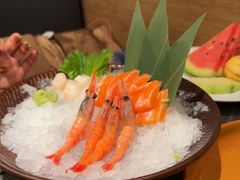 -牛YO寿喜烧·铁板烧和牛火锅自助(市府恒隆店)