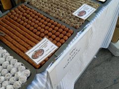 -耶拉契奇总督广场