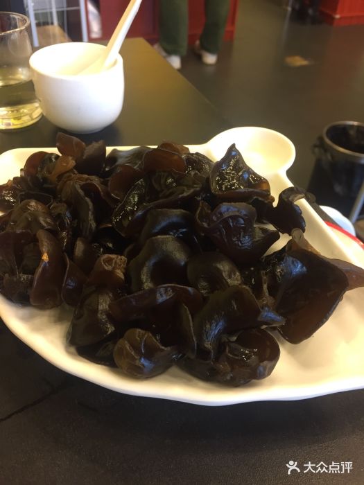 炳成潮汕牛肉火锅(武清店)-木耳-菜-木耳图片-武清区美食-大众点评网