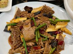 -乡府肉丁水饺(环山路店)