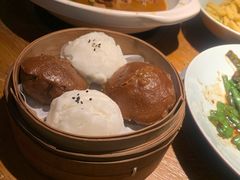 儿时的双味发糕-吃饭皇帝大土家民族菜(正大广场店)
