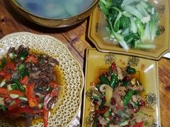-农夫人家餐饮