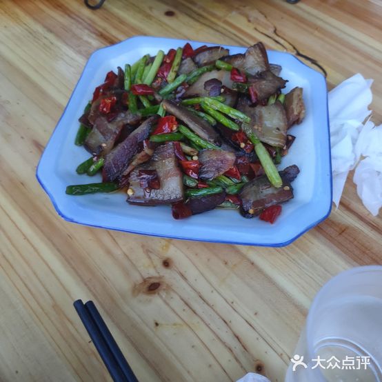 江畔人家