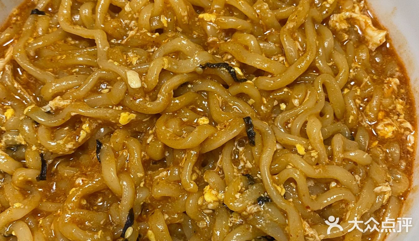 电饭锅做的抱蛋煎饺，网上教程很多大家可以试试