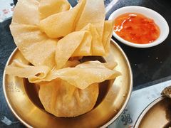 翡翠炸云吞-禄粥·广府味·煲仔粥·宵夜·明档现做(江南西店)