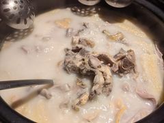 -大匠工房古船木艺术餐厅·猪肚鸡专门店(长白仙岛店)