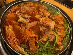 -喇喇排骨火锅·传统韩式脊骨汤(望京西园总店)