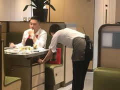 -海底捞火锅(漕宝路店)