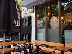 露天位-81BAKERY(大学路店)