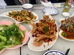 -覃记海鲜美食餐厅