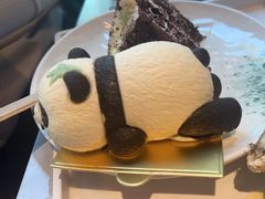 -雍容荟帝王蟹活龙虾展台自助(IFS黑金店)