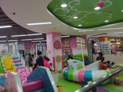 -孩子王童乐园(鹏瑞利青羊广场店)