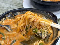 -小街曹师傅砂锅麻辣烫(亚泰大街店)