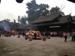 -峨眉山报国寺