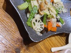 -花溪雨·森林餐厅(石基店)