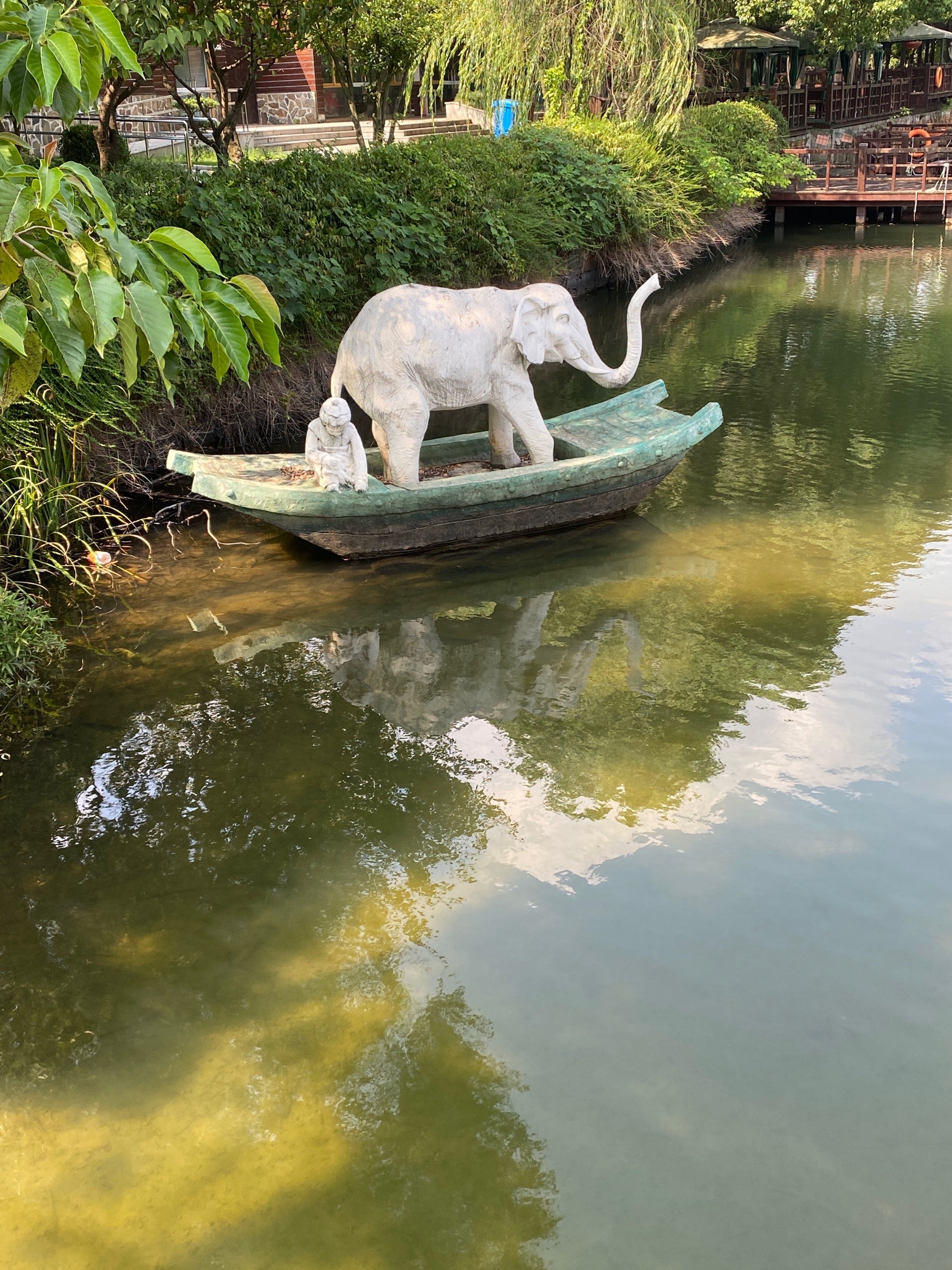 白象湾水上乐园图片