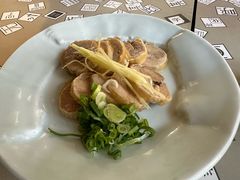 -穹六人间 people 6(岳阳路店)