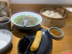 -馋三尺蟹粉小笼(人民广场店)