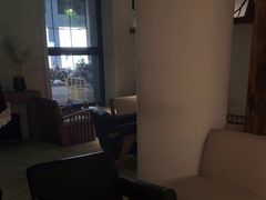 -Hideout Hookah Lounge·隐觅地
