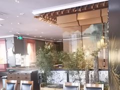 -八府香鸭·啫啫煲(华山路店)