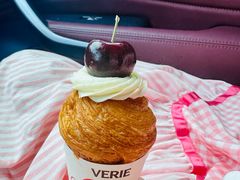 -VERIE BAKEHOUSE