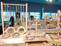 -Trend1881视光·蔡司视觉(领展广场店)