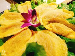 -尚尚仙·酸汤猪手·猪肚鸡火锅(华联万柳购物中心店)