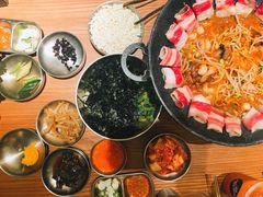 -春熙台韩国料理·章鱼肥牛(西丽店)