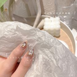 -米小兔美甲美睫