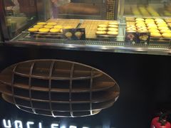 面包甜点陈列柜-芳叔(江南新地店)