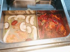 -重庆九记老火锅(广场店)