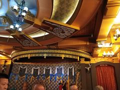 -白鹿苑蒙餐(鄂温克宾馆店)