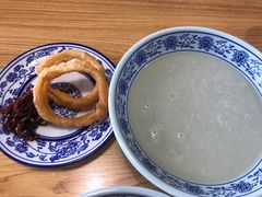 豆汁焦圈-门框胡同百年卤煮(朝阳路店)