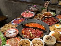 -萍姐火锅·公路夜市(武汉首店)