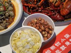 -钳小柒·小龙虾蓝龙王烧烤夜宵(长寿路店)