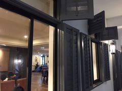 星巴克(沙面店)-星巴克臻选(广州沙面店)