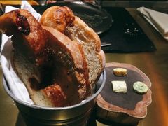 餐前包-AZUL by FUEL蓝色·法式酒馆(琶醍店)