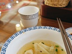 -笑来喜馄饨小笼工坊店(湖滨街店)