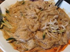 -关东小磨东北菜(上海长风大悦城店)