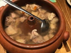 -云海肴·汽锅鸡·云南菜(天山百盛优客店)