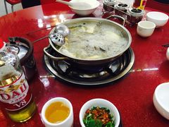 -老石黑山羊毛驴肉火锅(金凯广场店)
