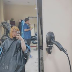 -号外发型设计