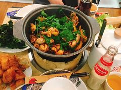 -芳村榕树头叹佬鸡煲(体育西店)