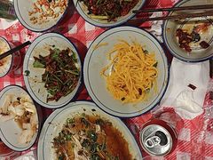 -荆九爷爆炒桥头三嫩(云南北路店)