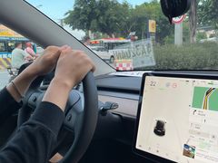 -TESLA 特斯拉(广州天环广场体验店)