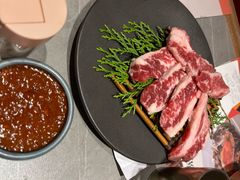 -草家酱蟹炭火烤肉店(珲春南路一店)