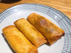 雪菜黄鱼春卷-南小蟹手工點心(三里屯店)
